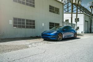 2018 Tesla Model S on ADV.1 Wheels (ADV5.0 M.V2 CS)